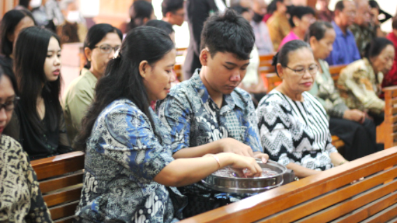 galeri, Perjamuan Kudus GKJ Baki Induk , gereja kristen jawa, gkj, gkj baki, gereja kristen jawa baki, baki, sukoharjo, gkj klasis sukoharjo, klasis sukoharjo, klasis, sinode gkj, sinode 